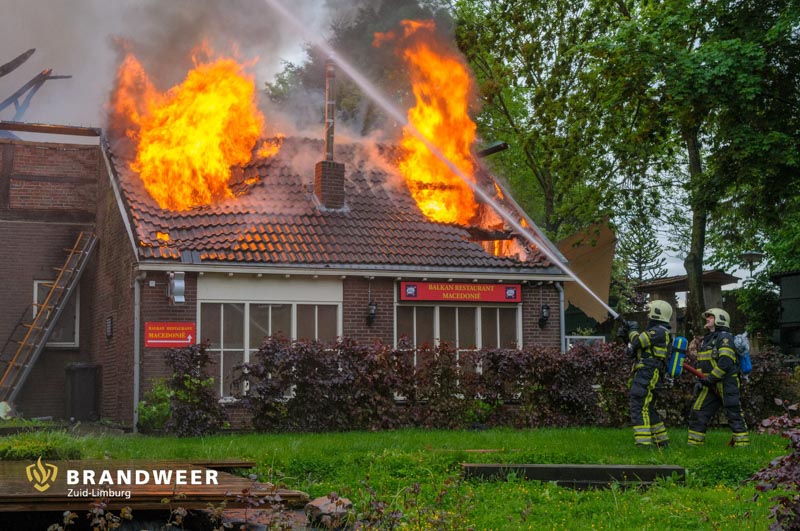 Archief, 30-05-2013 – Margraten, De brand in het restaurant